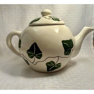 Hartstone Pottery Teapot With Set Of 2 Mugs Ivy design 1982 signed